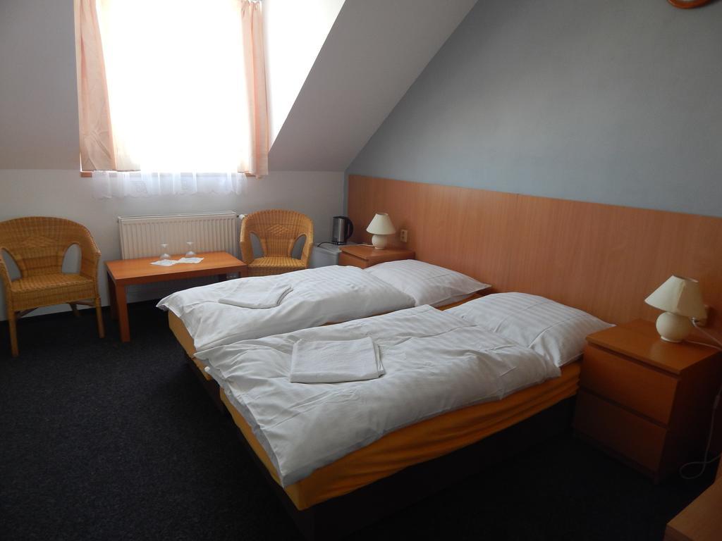 Penzion U Kasnych Mníšek pod Brdy Buitenkant foto