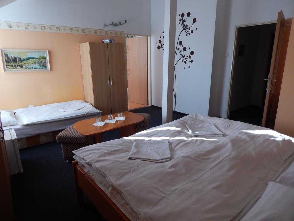 Penzion U Kasnych Mníšek pod Brdy Buitenkant foto