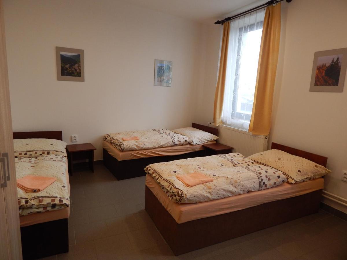 Penzion U Kasnych Mníšek pod Brdy Buitenkant foto